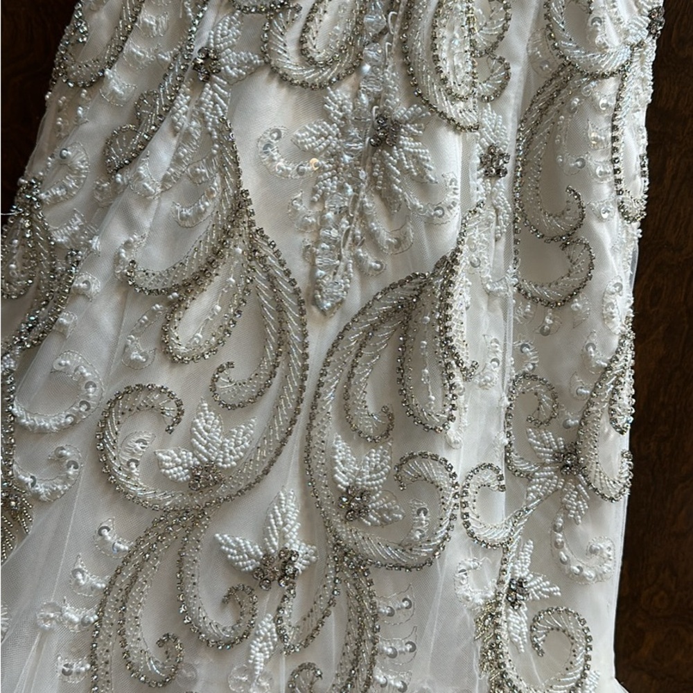 Christina Wu wedding dress size 4. - Picture 6 of 8